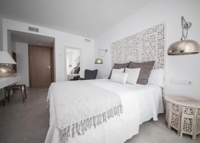 Hostal Cervantes Playa