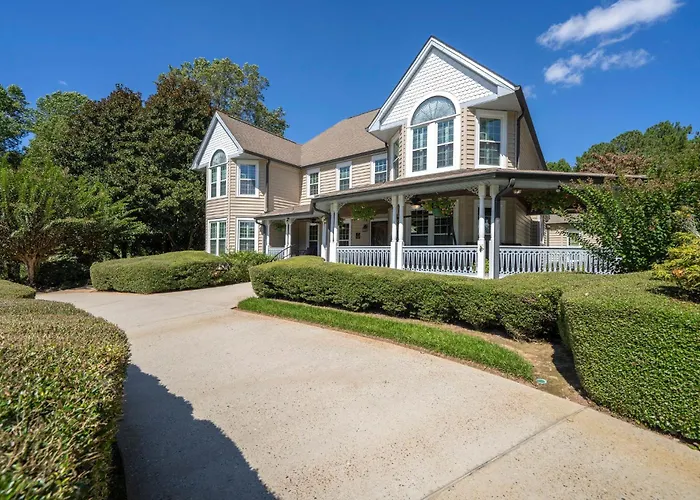 Pleasanton Courtyard Bed And Breakfast Fayetteville