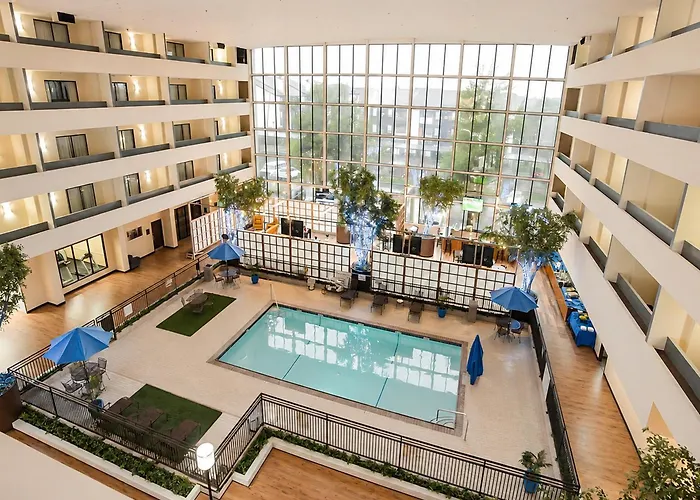 Atrium Hotel And Suites Dfw Airport