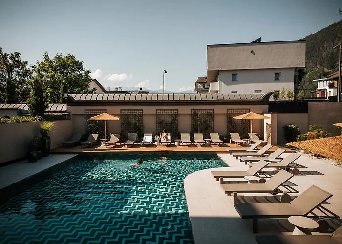 Hotel Loewenhof