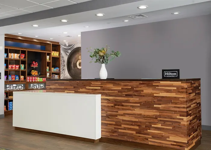 Hampton Inn & Suites Pittsburgh New Stanton Pa