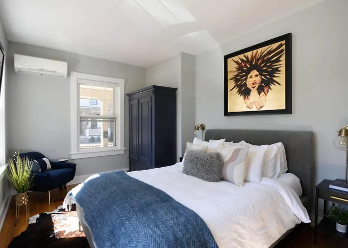 Nest Hudson Hotel