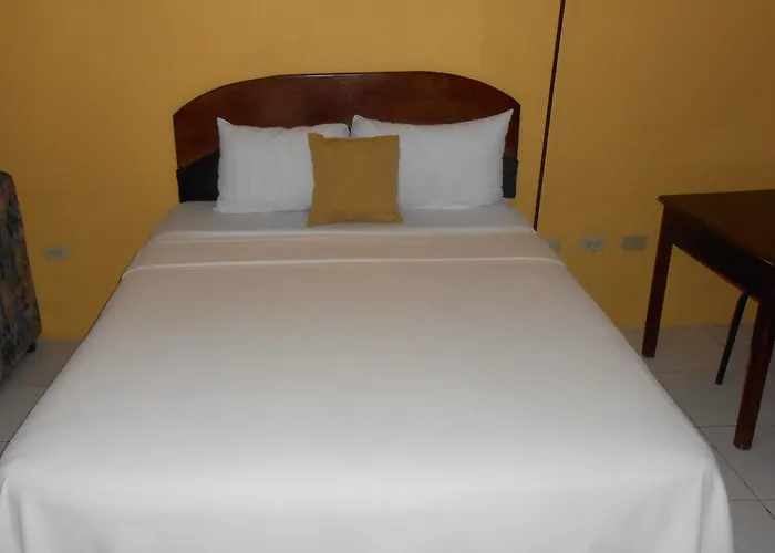 Tropical Court Resort Near Montego Bay Airport
