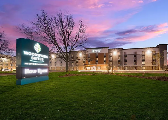 Woodspring Suites Dearborn Detroit