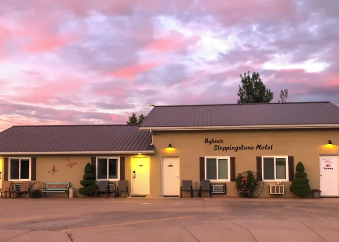 Bybee'S Steppingstone Motel Tropic