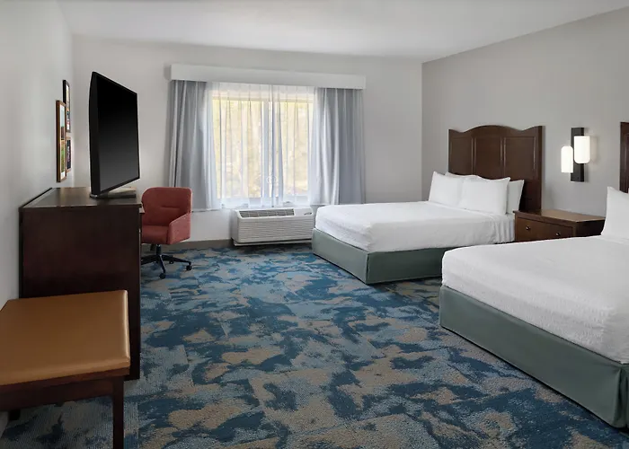 Hampton Inn Poplar Bluff
