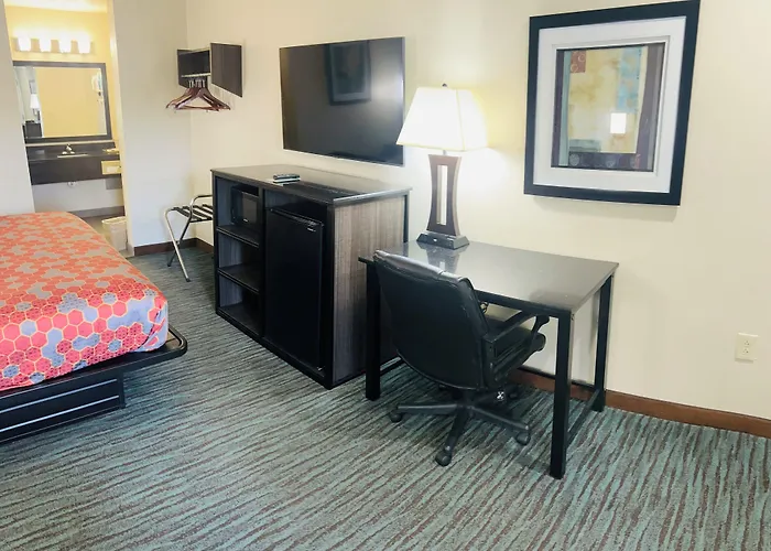 Garden Inn & Suites Little Rock