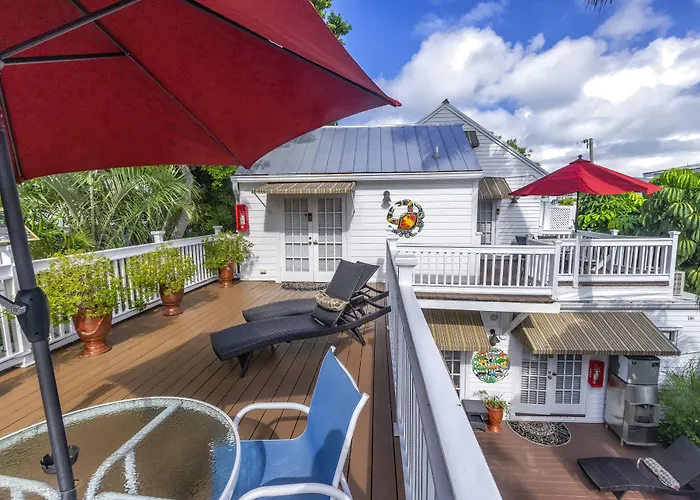 Seascape Tropical Inn (Adults Only)