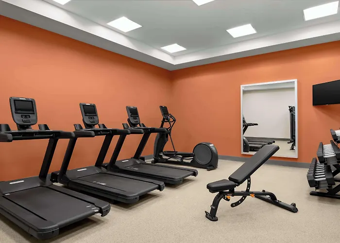 Embassy Suites By Hilton Newark Airport
