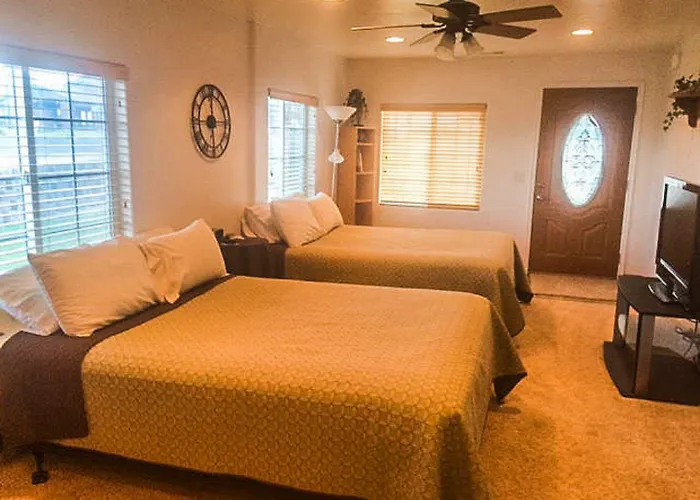 Bryce Country Cabins Tropic