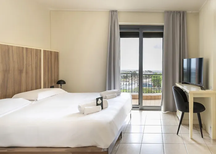 B&B HOTEL Pomezia Cortese