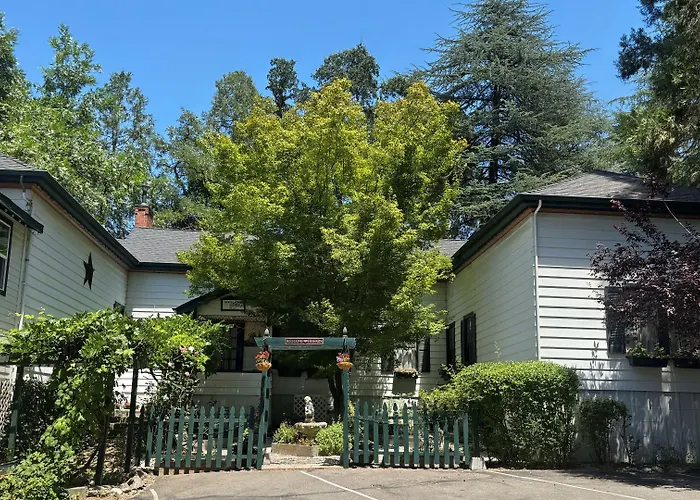 Glen Morey Country House B & B Inn