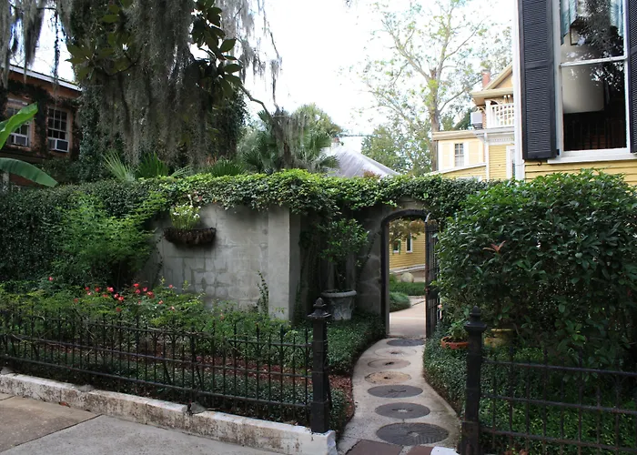 Forsyth Park Inn
