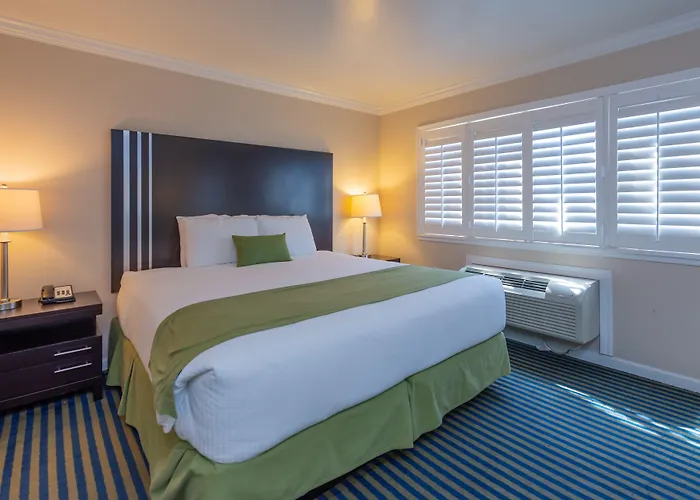 Ocean Pacific Lodge