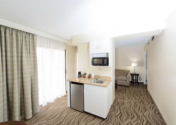 The Breakers Hotel & Suites Rehoboth Beach