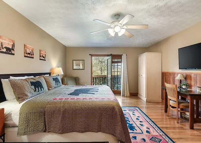 Berry Springs Lodge Sevierville