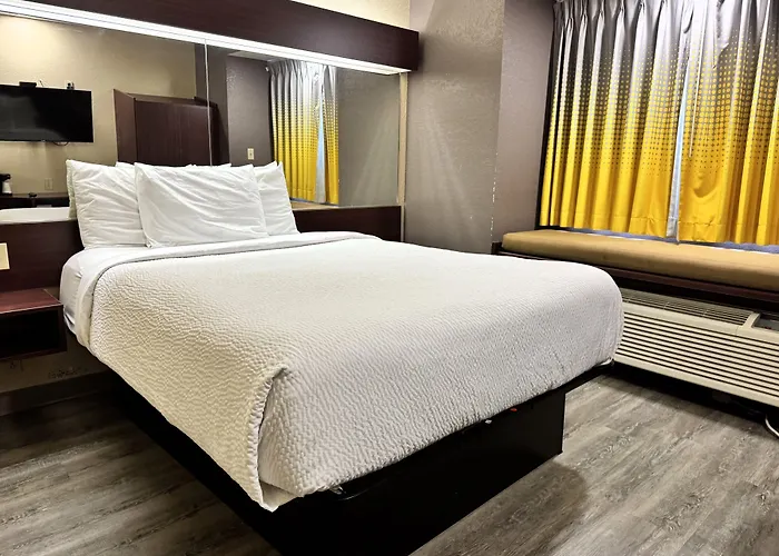 Microtel Inn & Suites - Meridian