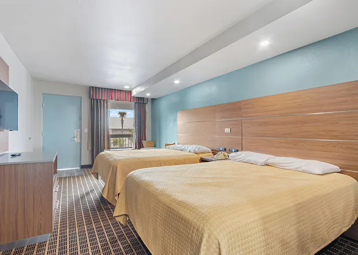 Regency Inn Near Boardwalk & Hurlburt Field Fort Walton Beach