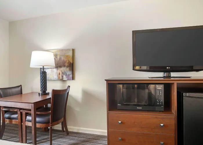 Best Western Clovis Cole