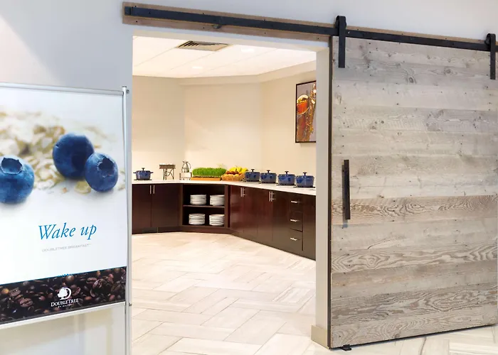 Doubletree Suites By Hilton Nashville Airport