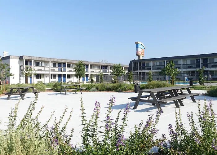 Motel 6-Claremont, Ca