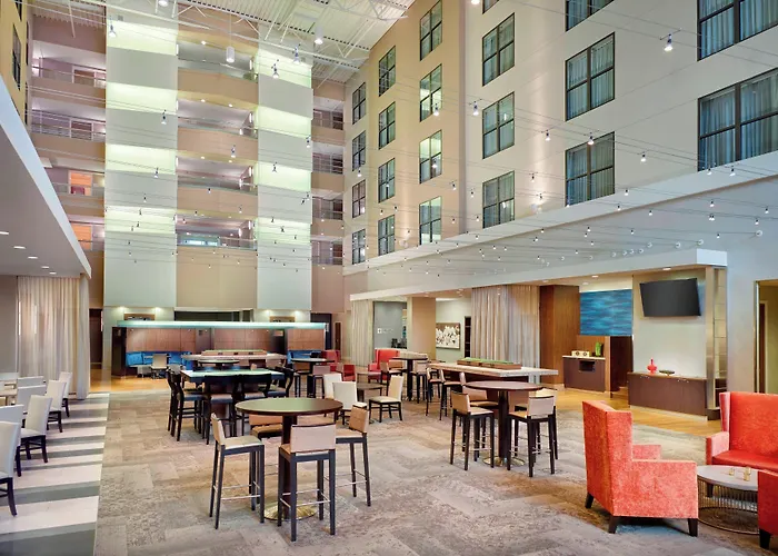 Courtyard Atlanta Decatur Downtown/Emory Hotel