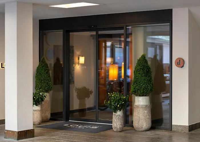Louis Hotel