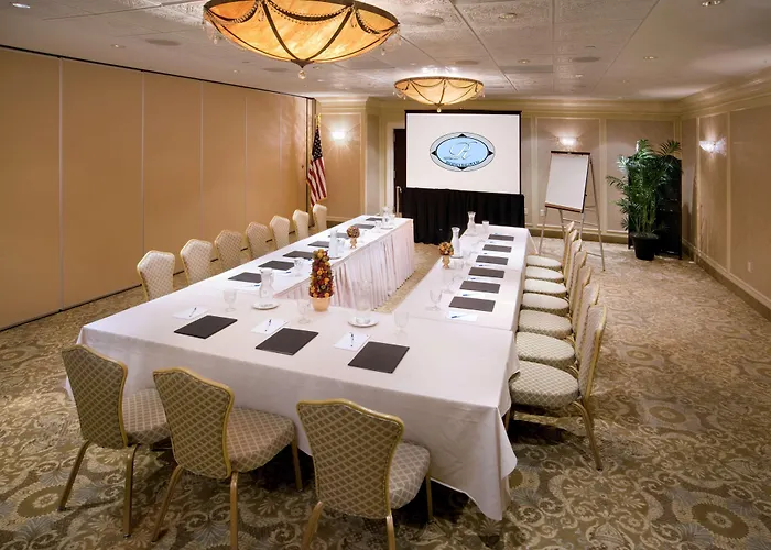 Doubletree By Hilton Nanuet Hotel