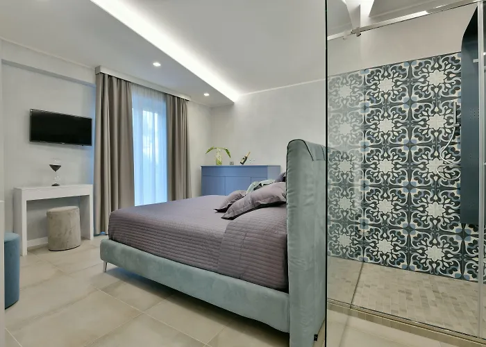 Amnis Suites