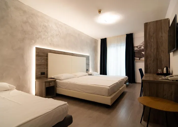 Hotel De Nac Torbole Sul Garda