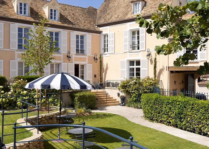Hôtel Saint-Laurent, The Originals Relais