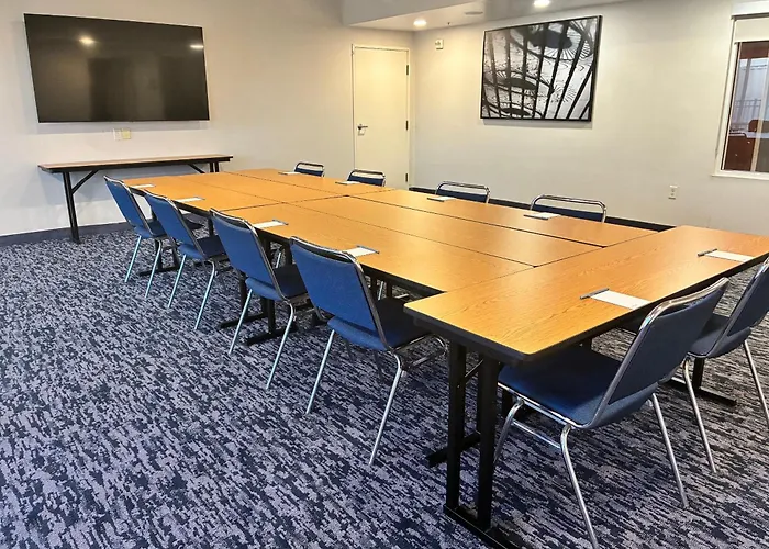 Fairfield Inn And Suites By Marriott Fort Wayne