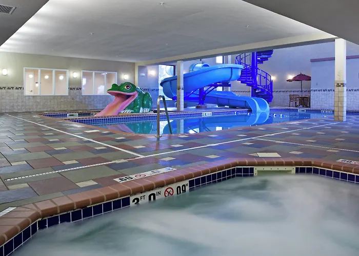 Holiday Inn Express Hotel & Suites Longmont By Ihg