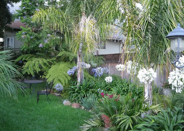 A White Jasmine Inn Santa Barbara