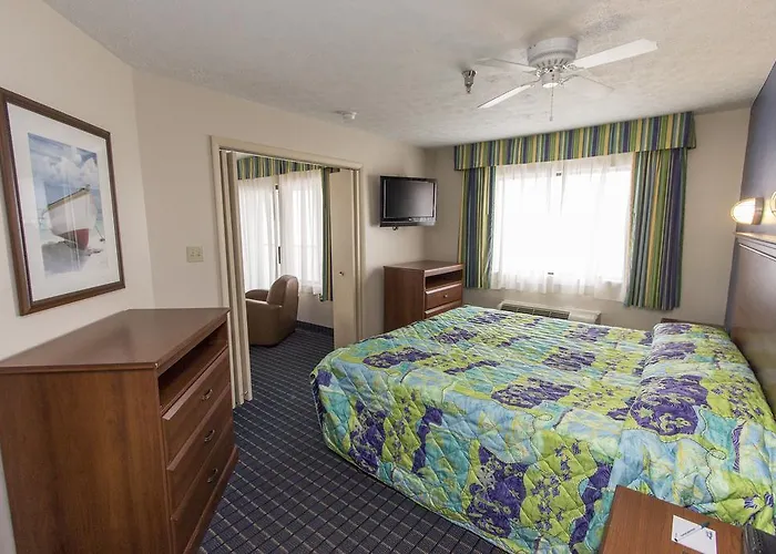Cedar Point Sandcastle Suites Sandusky