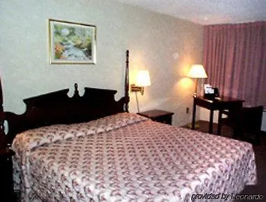 Super 8 La Grange Hotel