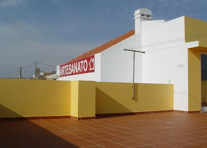 Residencial Popular Hotel Peniche