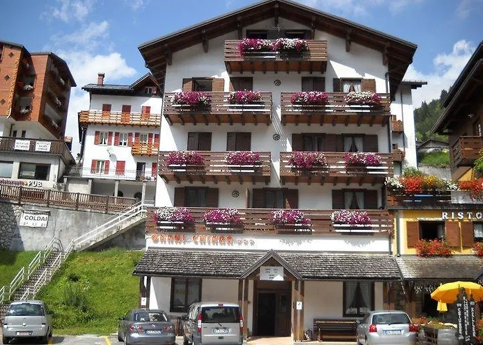 Albergo Chiara Alleghe