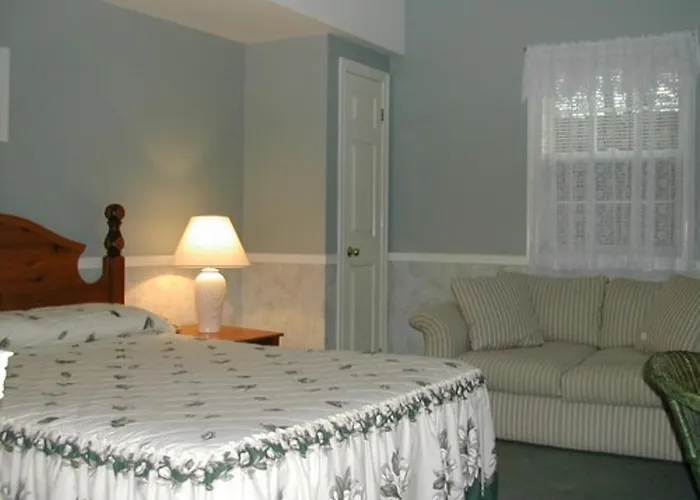 Canterbury Inn Niagara-on-the-Lake