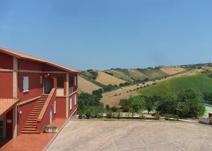 Hotel Fattoria Cerreto Mosciano SantʼAngelo