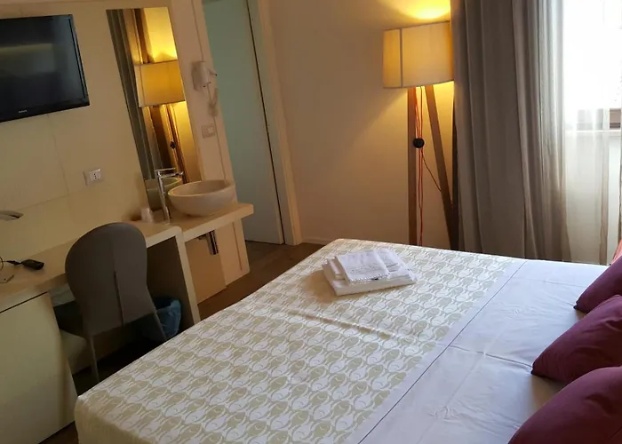Hotel De La Ville depandance di Hotel Augustus Fano
