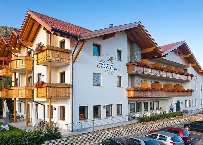 Hotel Falken Falzes