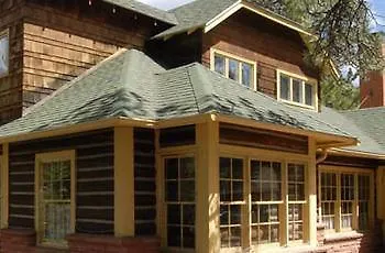 Anniversary Inn Bed And Breakfast