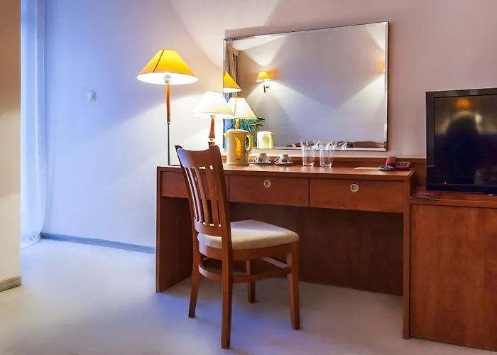 Plaza Hotel Warna