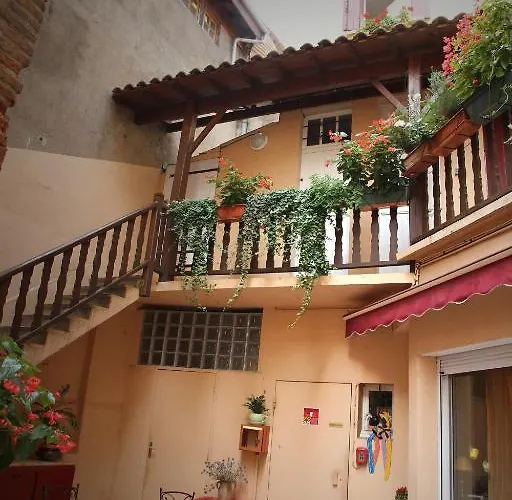 Logis Hotel Saint Clair Albi