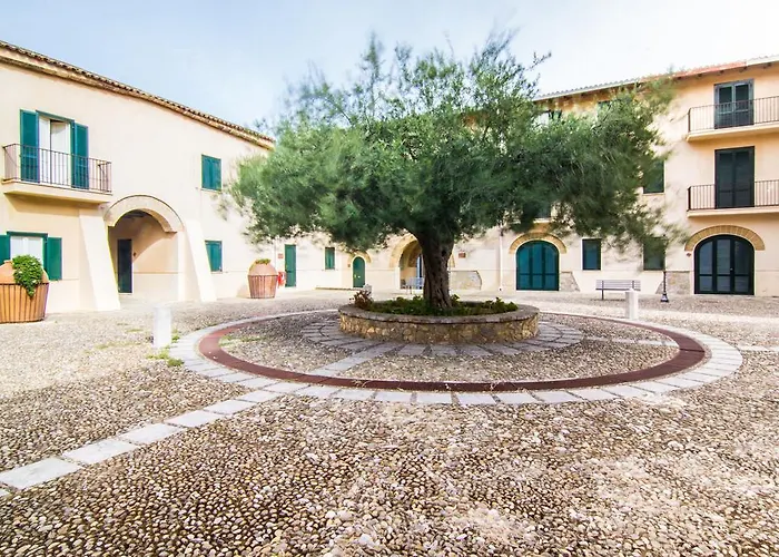 Torre Artale Hotel Trabia