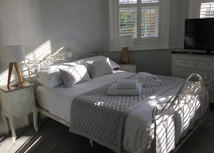 Lakeside Guest House Oxford