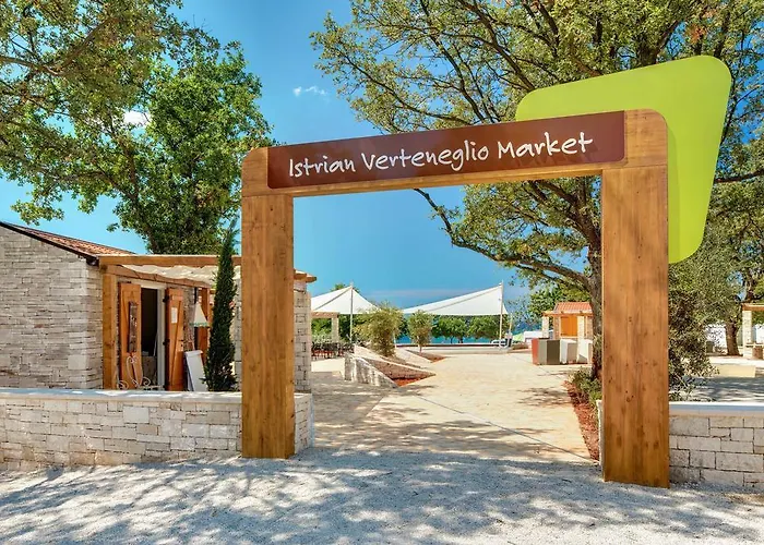 Happy Camp Mobile Homes In Camping Park Umag Karigador