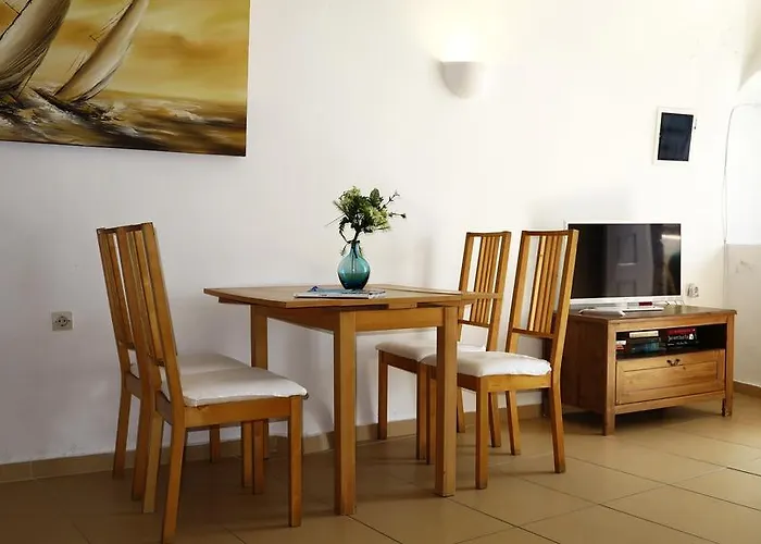 Finesse Suites Oia 
