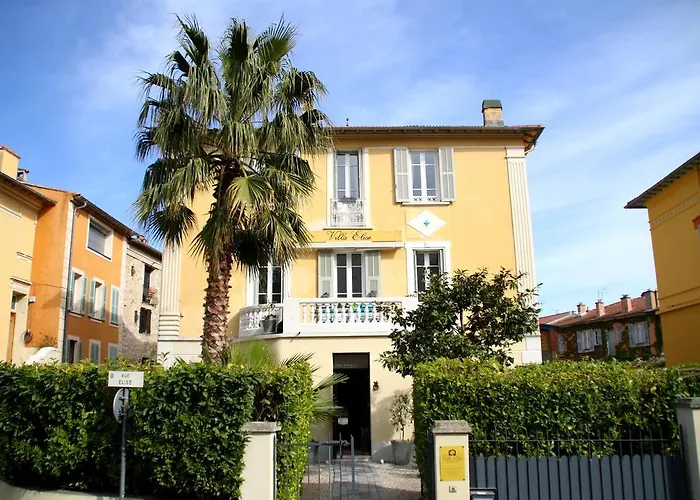 Aux 3 Lits Qui Chantent - Au Village Vence